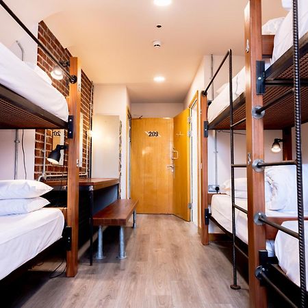 The Nest Boutique Hostel Galway Bagian luar foto