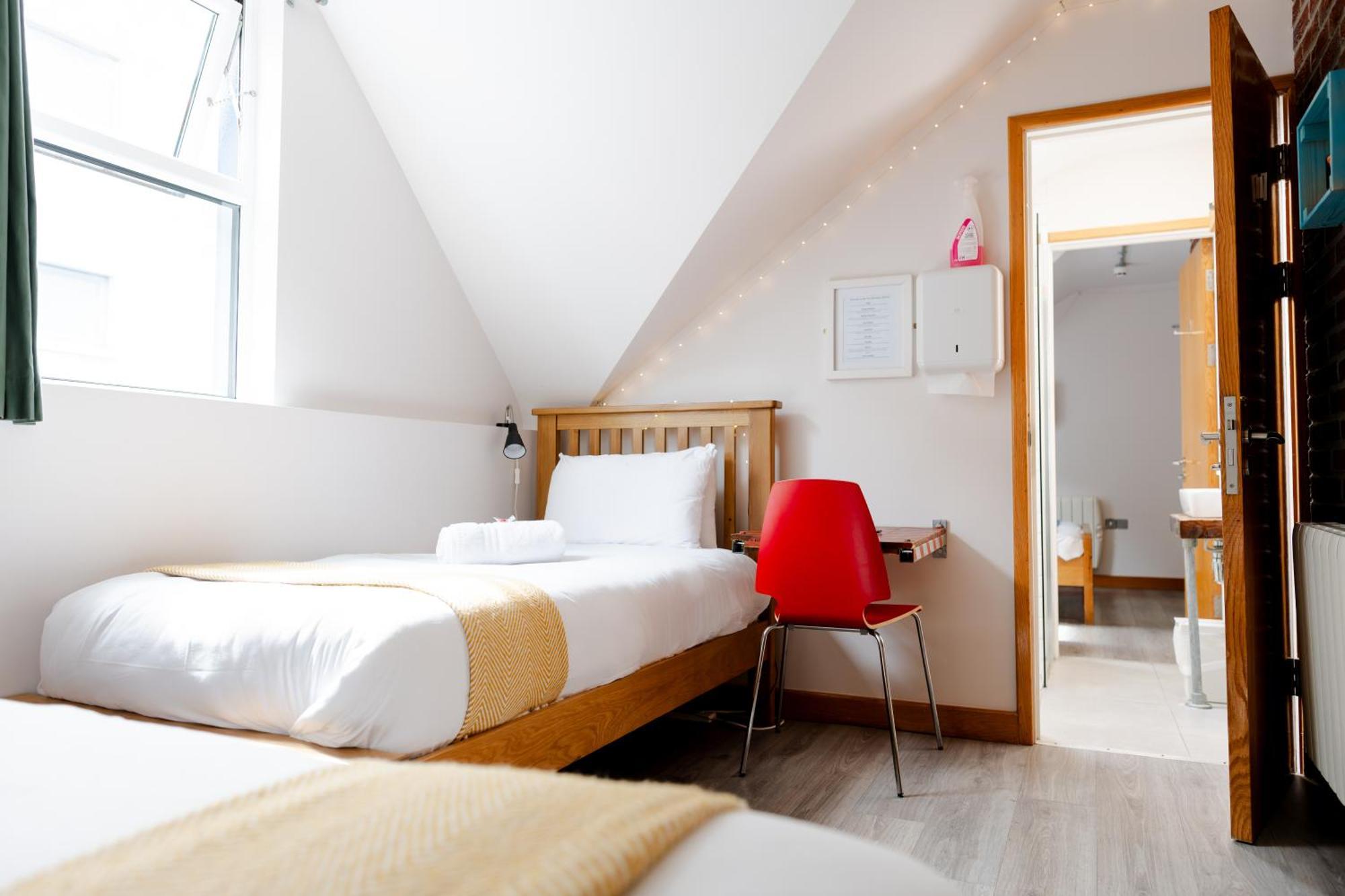The Nest Boutique Hostel Galway Bagian luar foto