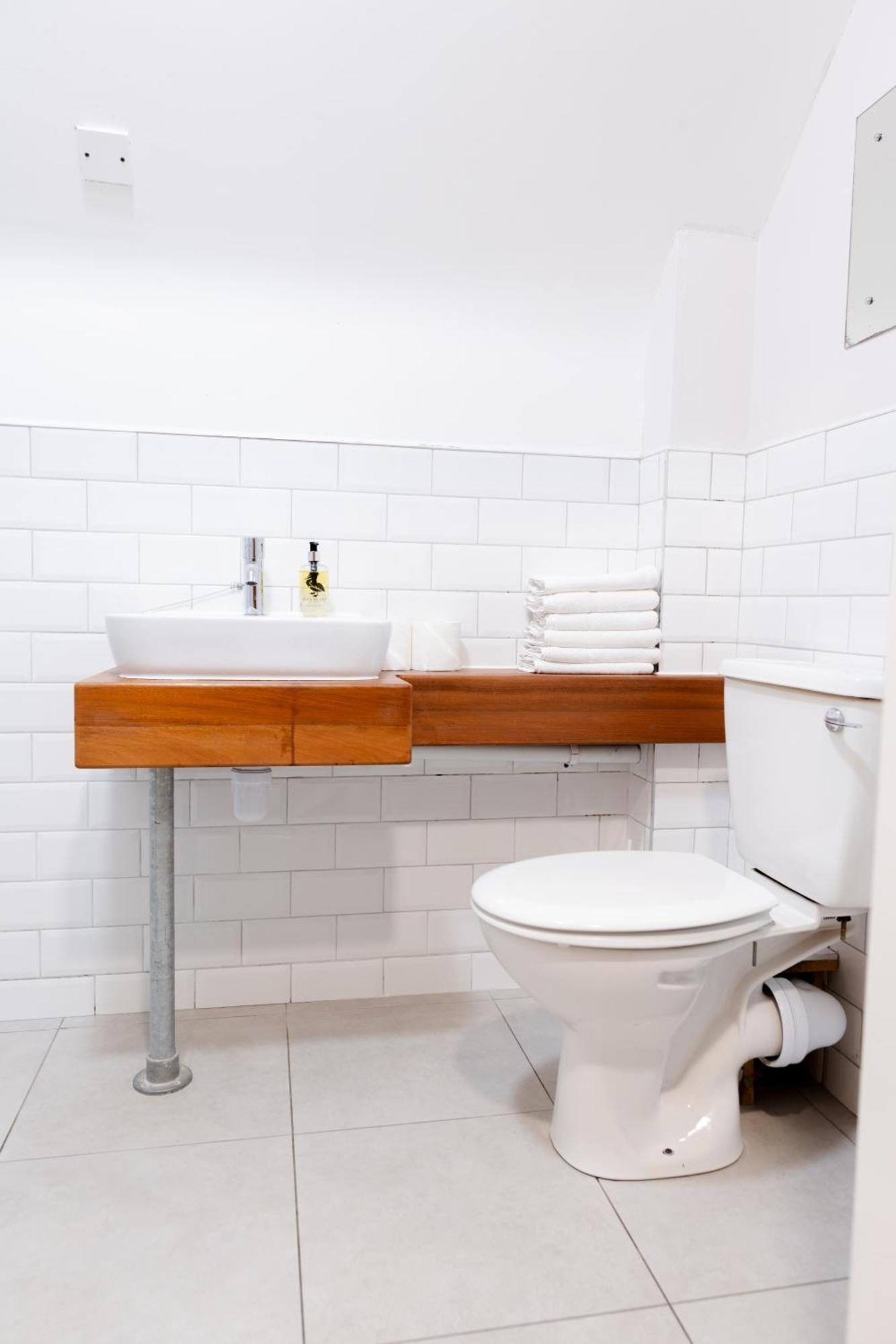 The Nest Boutique Hostel Galway Bagian luar foto