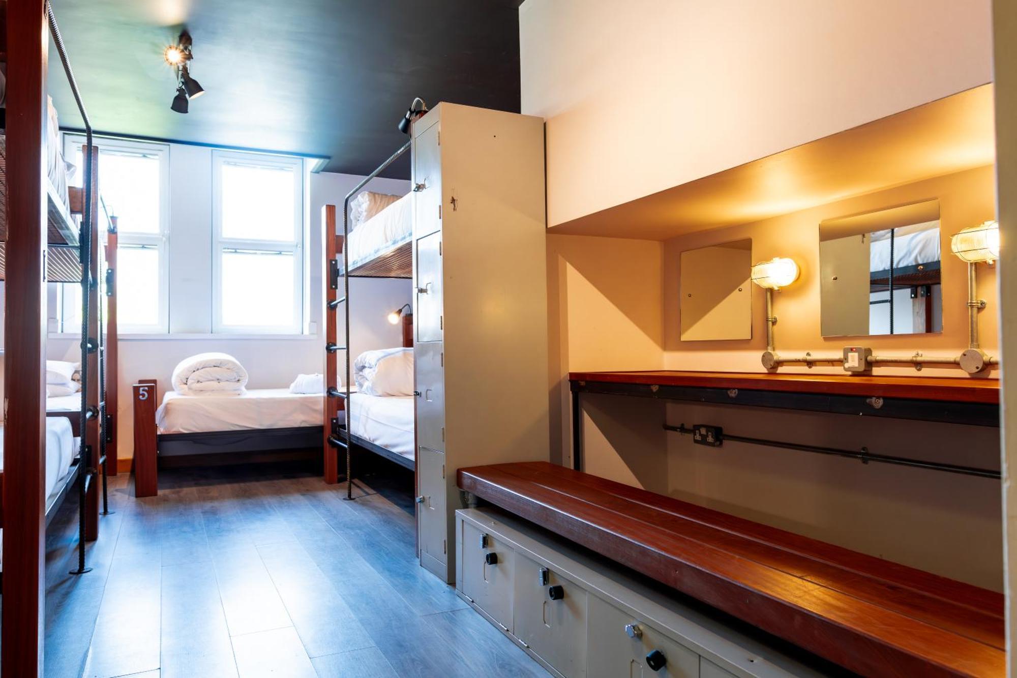 The Nest Boutique Hostel Galway Bagian luar foto