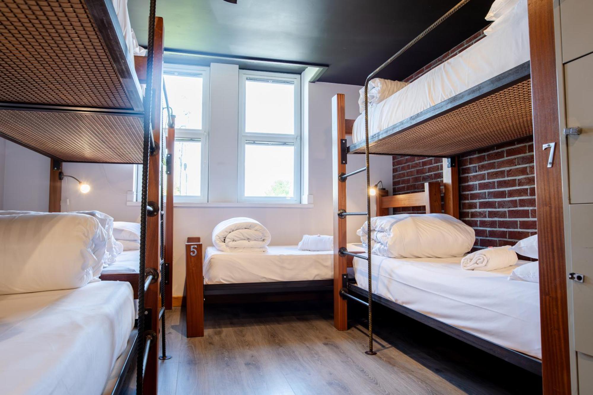 The Nest Boutique Hostel Galway Bagian luar foto
