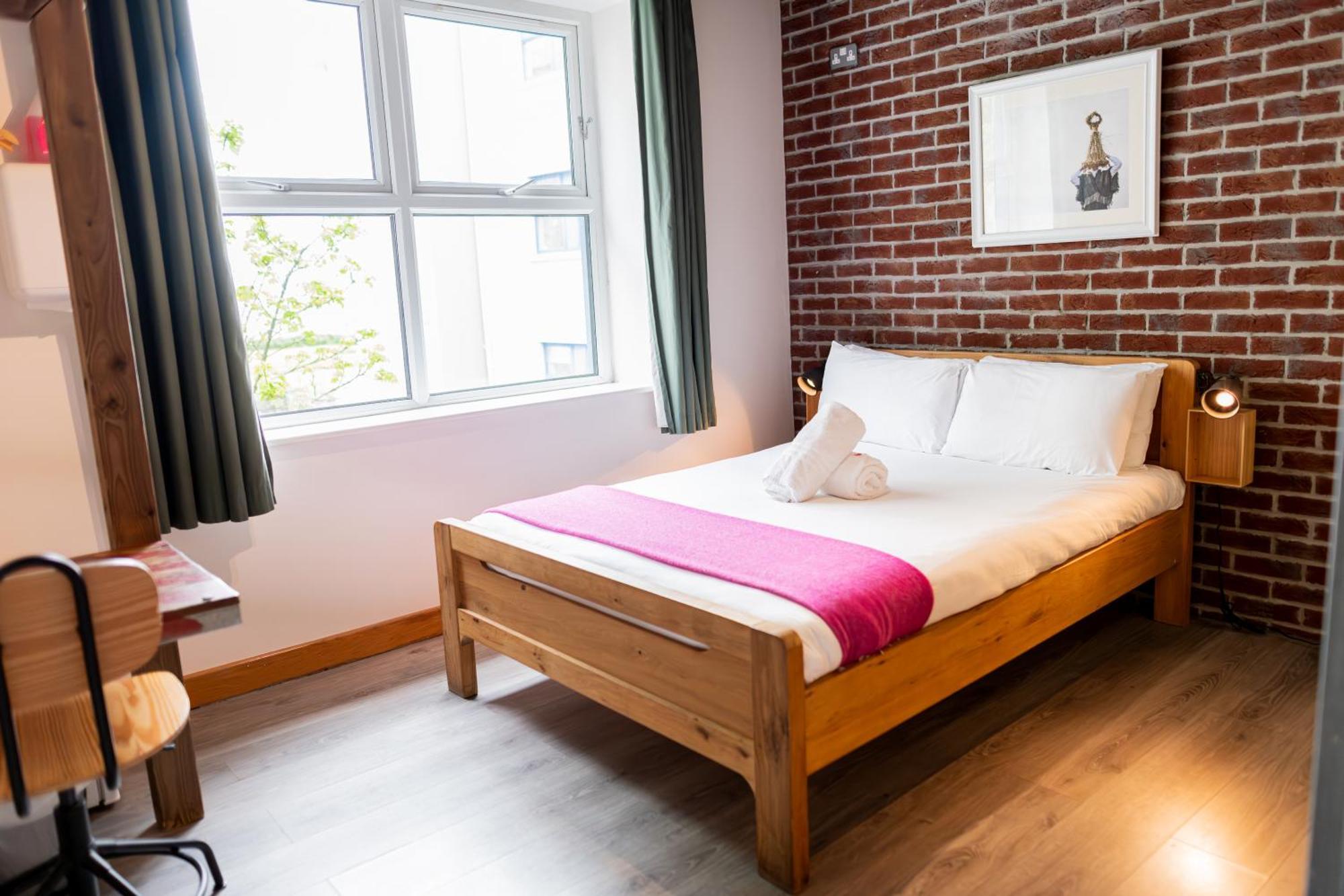 The Nest Boutique Hostel Galway Bagian luar foto