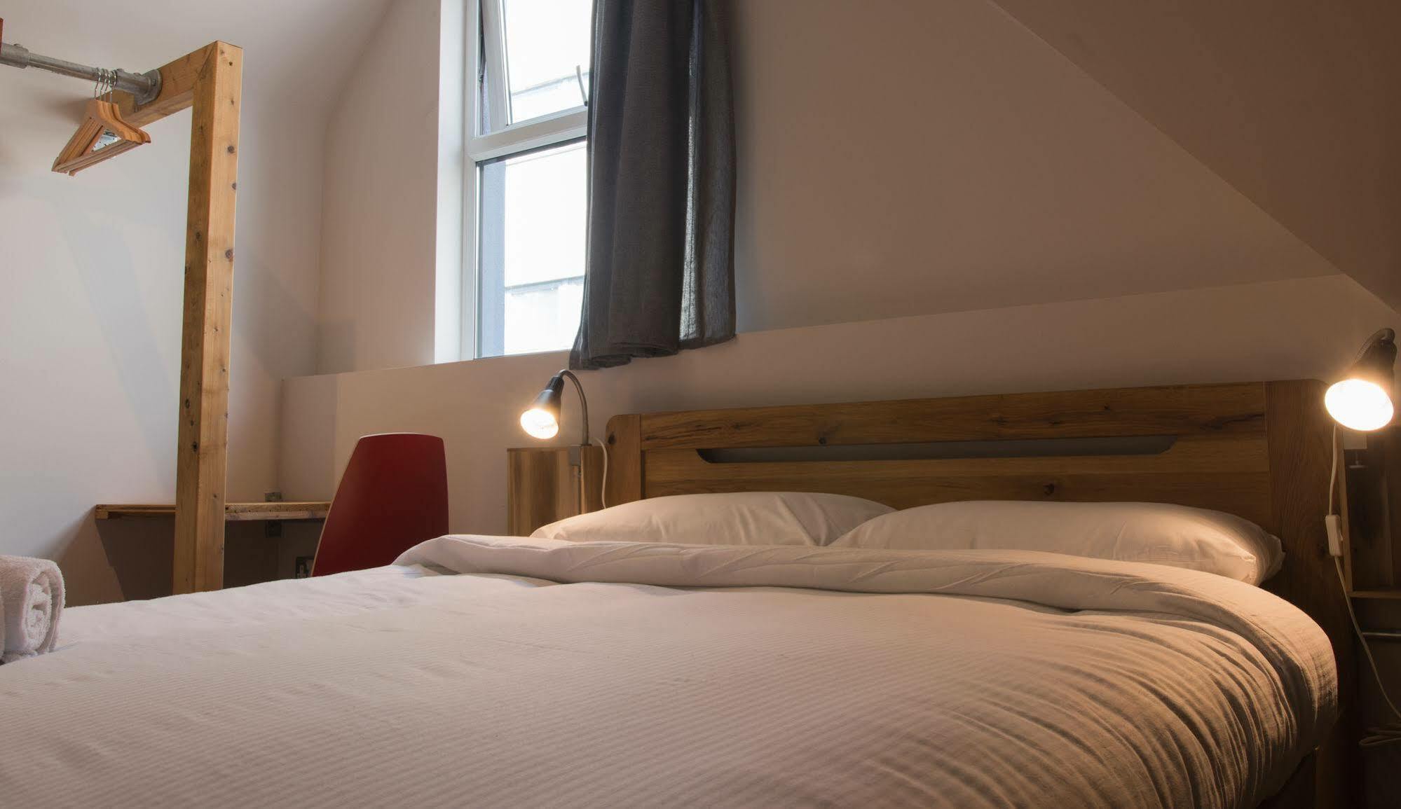 The Nest Boutique Hostel Galway Bagian luar foto