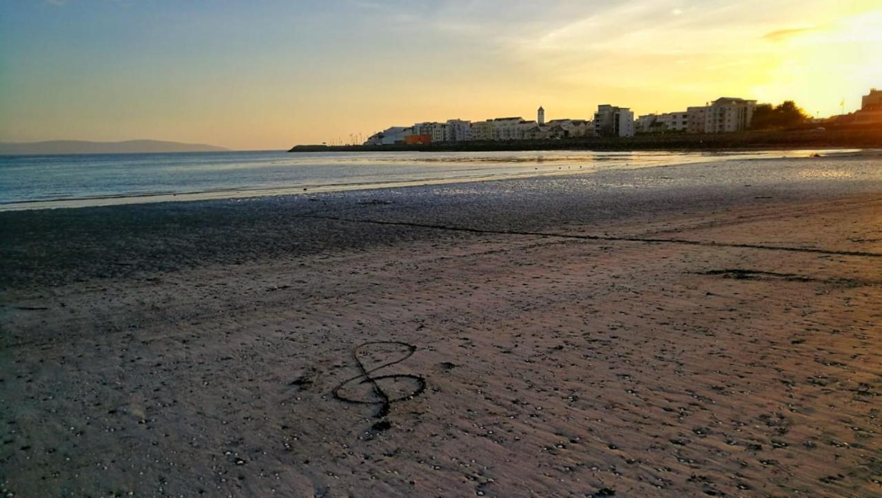 The Nest Boutique Hostel Galway Bagian luar foto